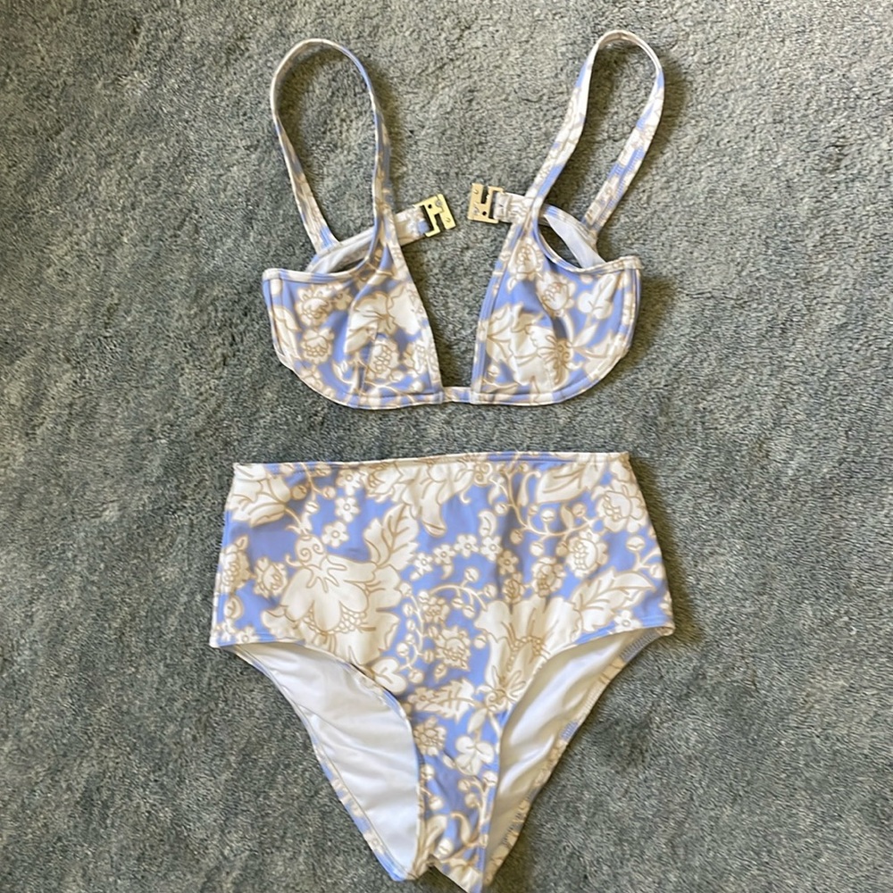 Ephemera 2-piece swimsuit, size 4 (bottom) size 2 (top)